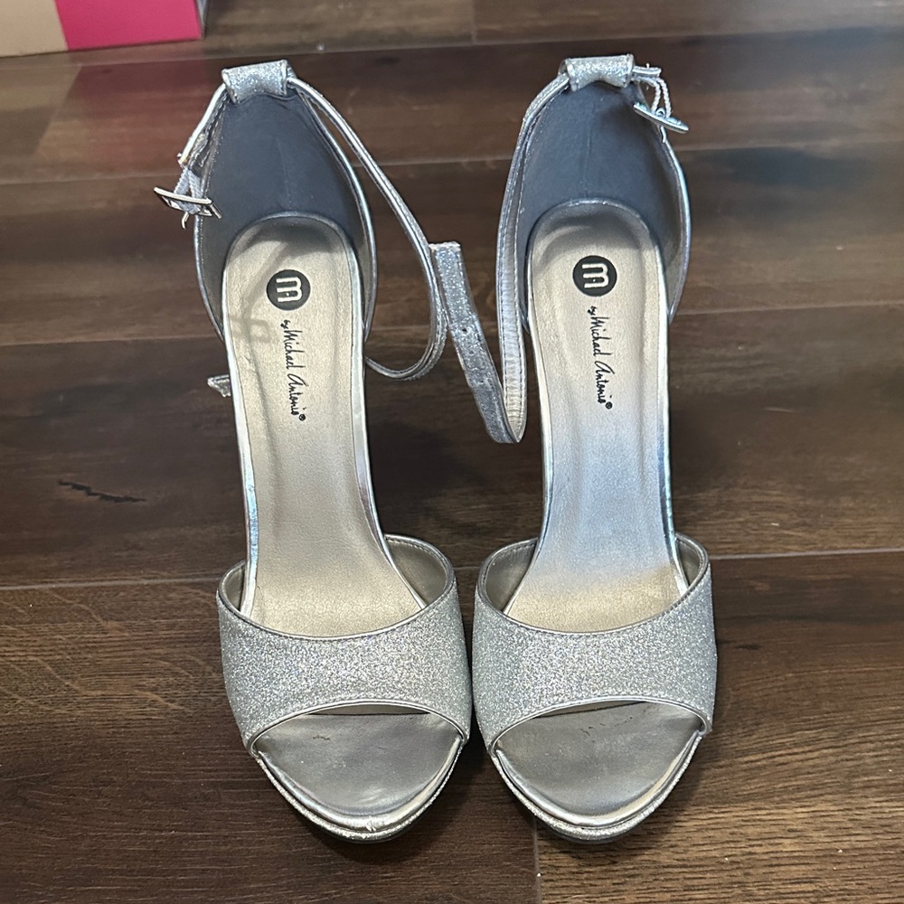 Michael Antonio Glittering Silver Heels size 10
